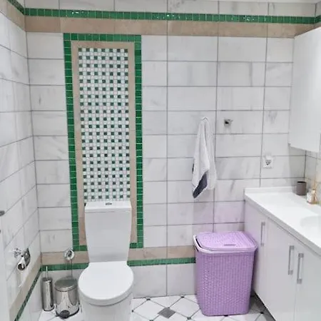 Cleopatra Ultra-luxury 3-bedroom Penthouse *