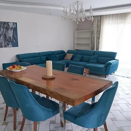 Apartment Cleopatra Ultra-luxury 3-bedroom Penthouse *