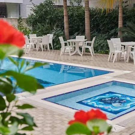 Cleopatra Ultra-luxury 3-bedroom Penthouse Daire *