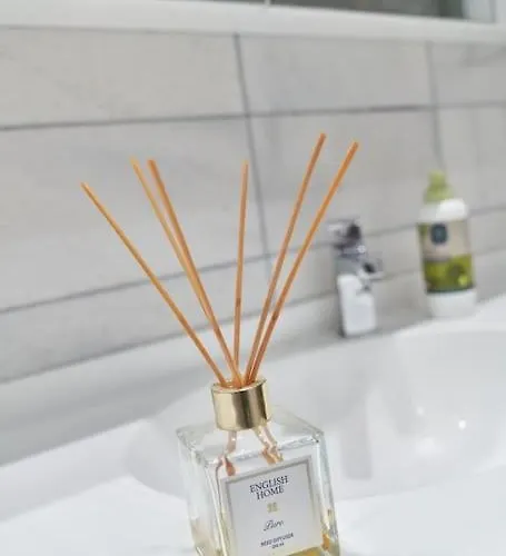 Апартаменты Cleopatra Ultra-luxury 3-bedroom Penthouse