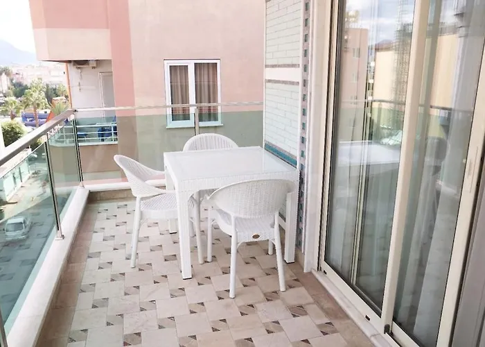 Cleopatra Ultra-luxury 3-bedroom Penthouse