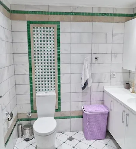 Cleopatra Ultra-luxury 3-bedroom Penthouse *